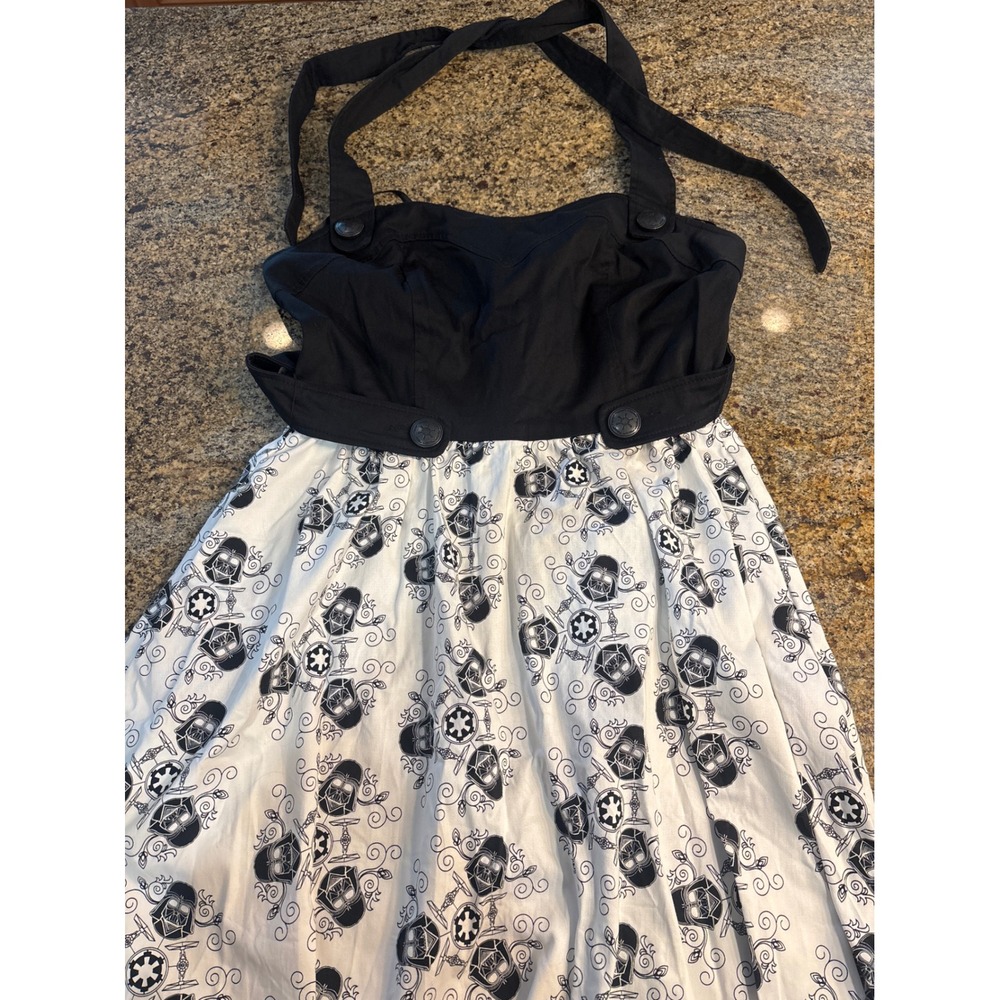 Her Universe Disney Dress Shop Darth Vader Halter Dress‎ Size Large Black White - Picture 3 of 10